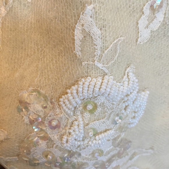 Vintage 1950’s Heavily Beaded Cardigan - Picture 4 of 8